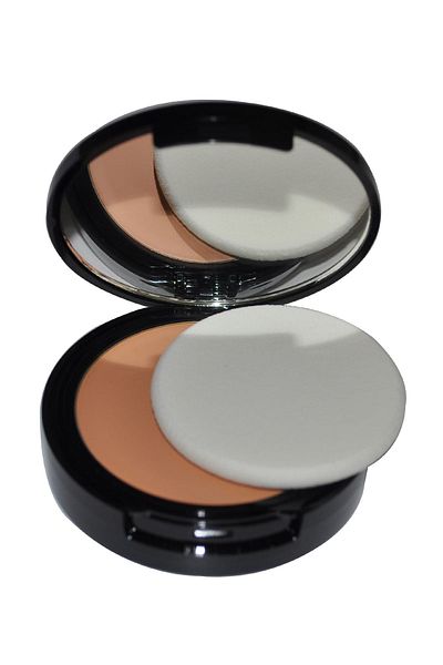 TCA Studio Make Up Foundation - Patacream Honey 058680196116055