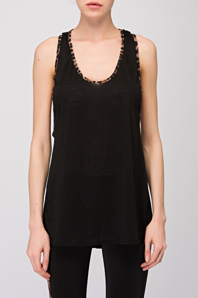 Yamamay Kadın Siyah Sırt Dekolteli T-Shirt AMAD102040