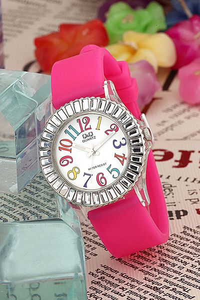 Q&Q Women's Wristwatch 3A1670