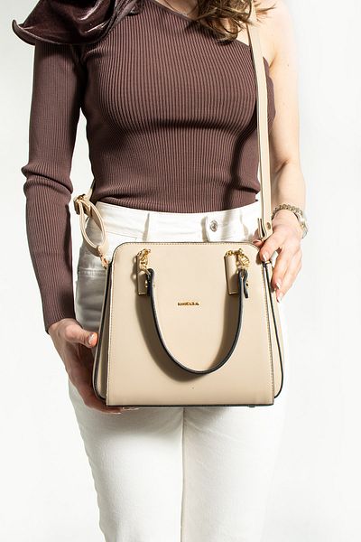 MEGA ÇANTA Geantă de mână și de umăr pentru femei Mega Polo cu 4 compartimente și accesorii cu lanț crem (model nou)