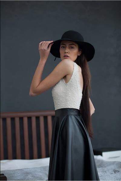 WAYS Női fekete kiszélesedő műbőr szoknya Műbőr