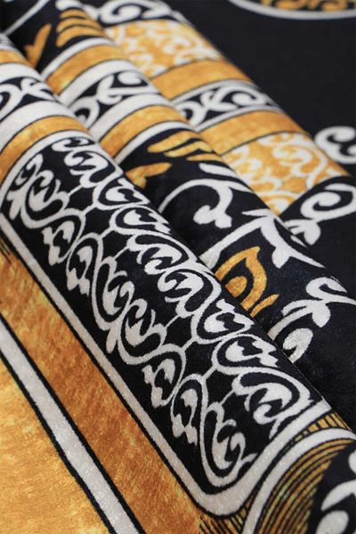 Bursa İpek Black Kaaba Velvet Rug Prayer Rug