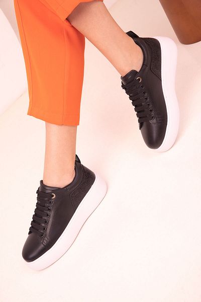 SOHO Women's Black Sneakers 18004
