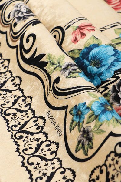 Bursa İpek Cream Velvet Rug Prayer Rug