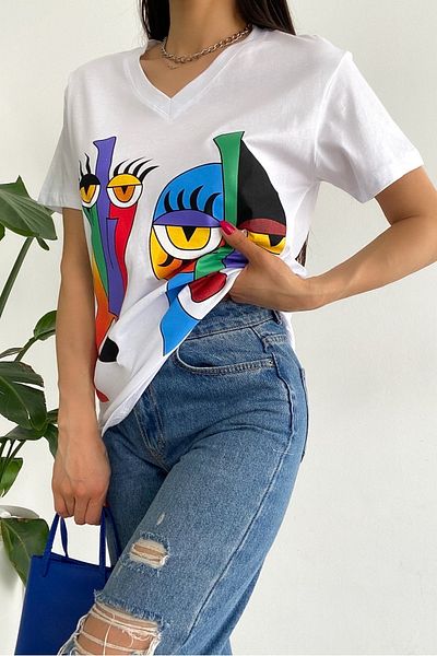 FEMELLE Women's White V-Neck Printed Cotton T-Shirt