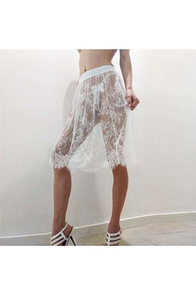 ZEKAS FASHION Detaliu fustă din dantelă Melinda