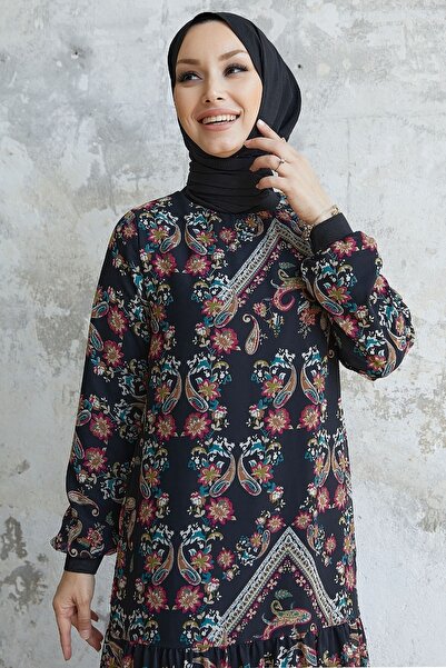 InStyle Belinda Paisley vzorované šifonové šaty - černé