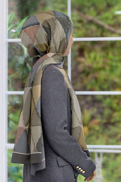 Vissona Γυναικείο σάλι πολυτελείας Medina Silk Grey-3