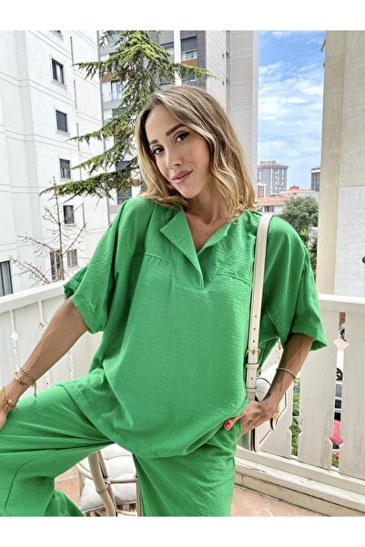 My Blog Zöld vászonruha hasítékkal a lábán