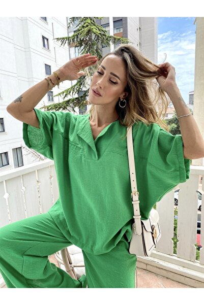 My Blog Zöld vászonruha hasítékkal a lábán