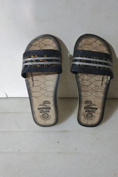 GEZER Banded Black Top Gray Wrapped Shiny Home Wearing Disar Slippers Quality Stylish