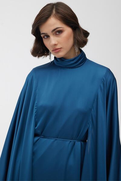 Manuka Βραδινό Φόρεμα Σατέν Cape Petrol