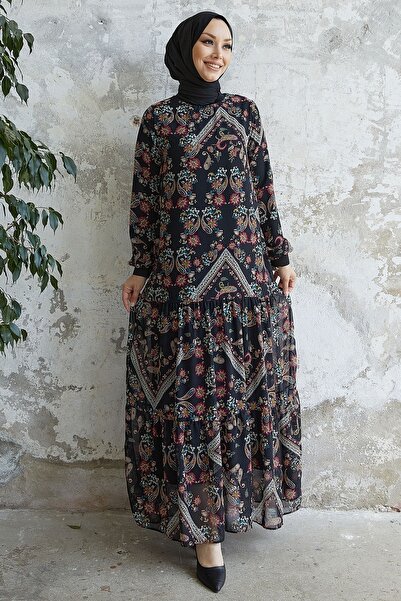 InStyle Belinda Paisley vzorované šifonové šaty - černé