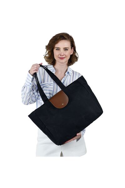 Cotto Shoes حقيبة نسائية من القماش الأسود المشمع