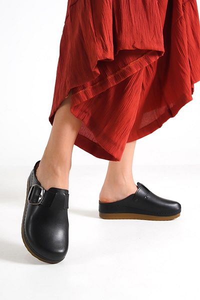Capone Outfitters Anatomical Soft Comfortable Sole Wedge Heeled Mother Slippers