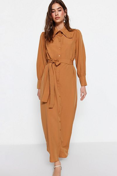 Trendyol Modest Λεπτομερές υφαντό φόρεμα καφέ ζωνισμένο γιακά TCTSS23EB00376
