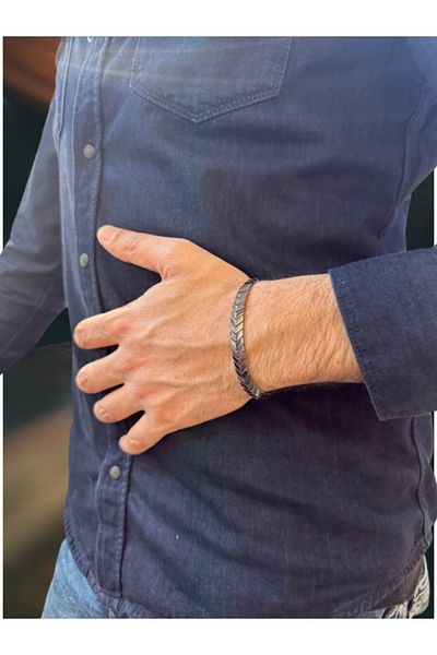 ROZA ACCESSORIES Men's Bracelet - Elastic and Natural Stone Fish Back Bracelet