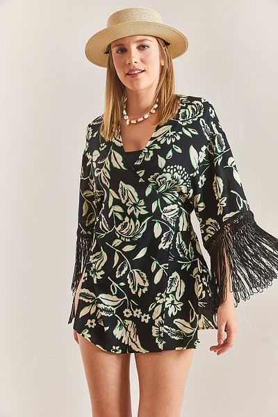 Bianco Lucci Damen-Kimono mit Franseneinfassung und detailliertem Detail