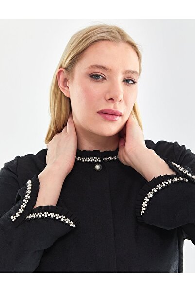 Kayra Black Jacquard Embroidered Top Coat