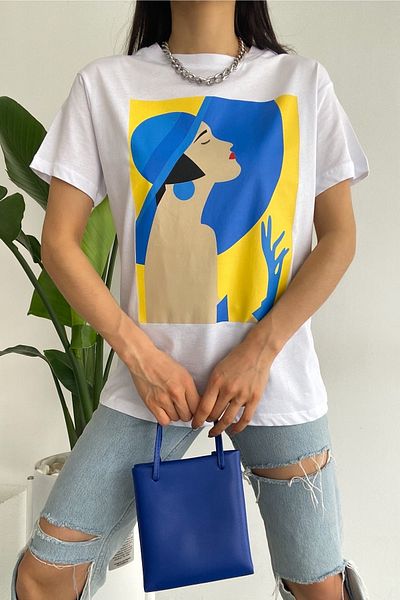 FEMELLE Women's White Crew Neck Printed 100% Cotton T-Shirt