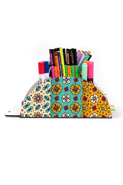 kutuTR Wooden Vip Flowers Series Rainbow Ruled Desktop Pen Holder Organizer Assembled Boxed