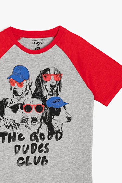 Koton تي شيرت مطبوع عليه نص رمادي للأولاد