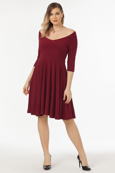 Laranor Women's Burgundy Madonna Collar Movable Skirt Detail Dress 19LB9129