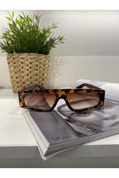 BOUTIQUE MARYJANE Lorel Leopard Brown Sunglasses