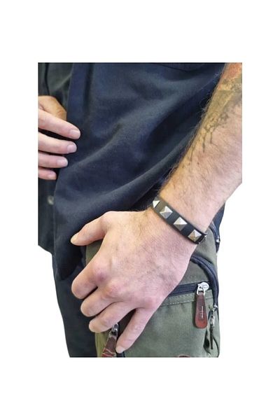 Metal Giyim Square Spike Detailed Bracelet