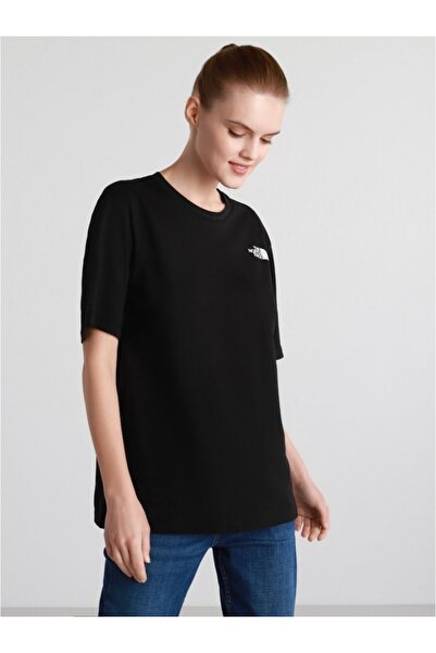 THE NORTH FACE Kadın Tshirt W Relaxed Redbox Tee