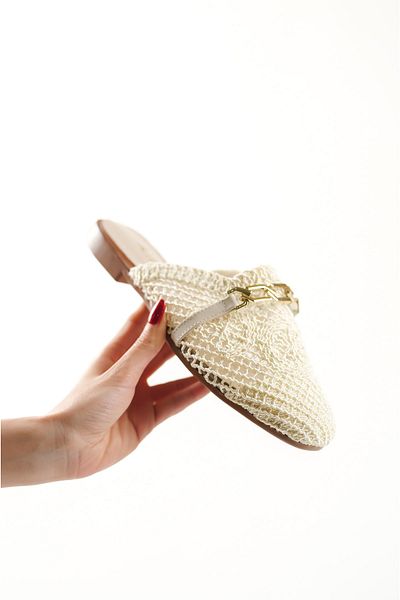 Artgoo Women's Closed-Front Wicker Dowry Slippers Beige