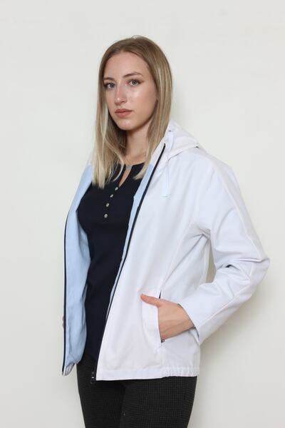 Cottoncool Kadın Beyaz Yağmurluk Rüzgarlık