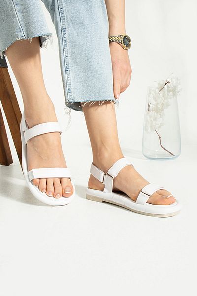 Ayax White Velcro Daily Puff Women's Sandals