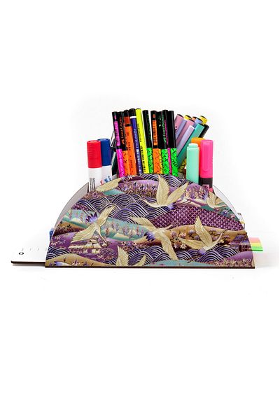 kutuTR Wooden Vip Mini Animals Rainbow Ruled Desktop Pen Holder Organizer with Assembled Box
