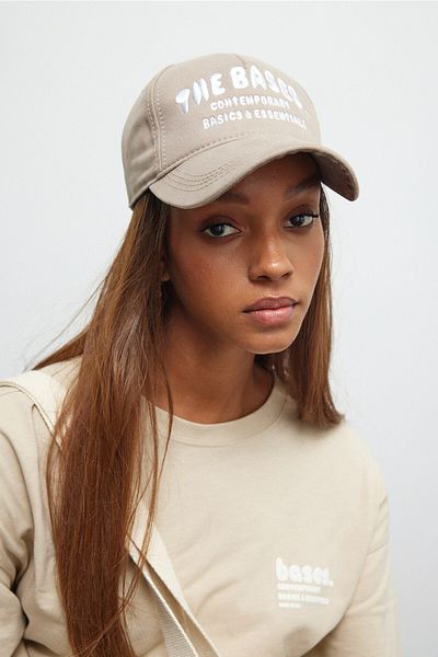 Bases Unisex Μπεζ Κεντημένο Καπέλο
