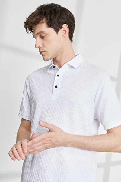 ALTINYILDIZ CLASSICS Weißes, schmal geschnittenes, schmal geschnittenes Jacquard-Kurzarm-T-Shirt mit Rundhalsausschnitt für Herren in Weiß
