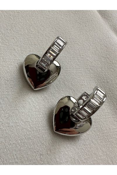 ringbox Baguette Stone Silver Color Heart Model Earrings