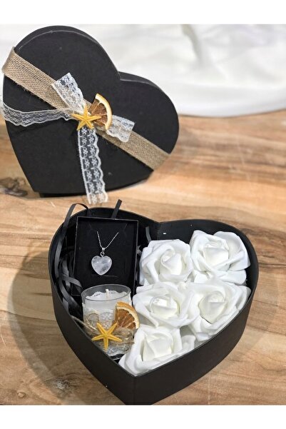 Masalsı Concept Çiçek Süslü Kalp Kutuda Doğal Taş Kolye Ve Süslü Mum Anneme E...
