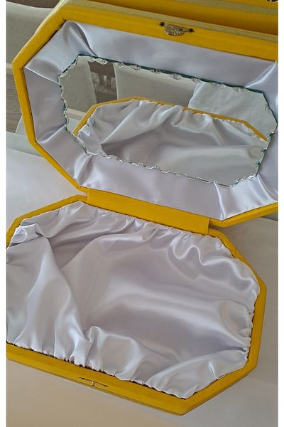 SOUL BY A&B Yellow Color Jewelry Box Mirrored Inside Satin Plated Jewelry Box Jewelry Makeup Decorative Christmas Box