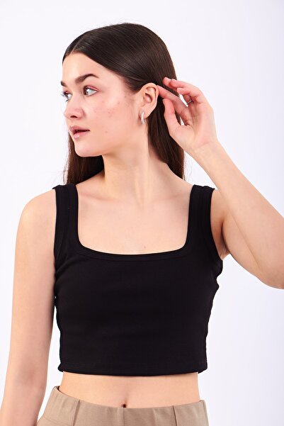 Pousse Collection قميص رياضي محبوك قصير