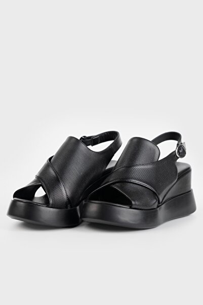 TUNAELLİ Women's Black Genuine Natural Leather Wedge Heeled Sandals