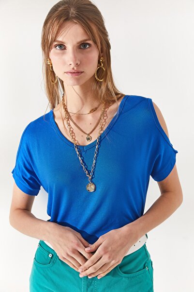 Olalook Bluză de damă Saks, albastră, cu decolteu în V, cu umeri decoltate, tricotată din viscoză BLZ-19002291