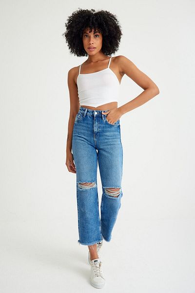 Top Step Ribbed Camisole Front Triangle Detailed Crop Body