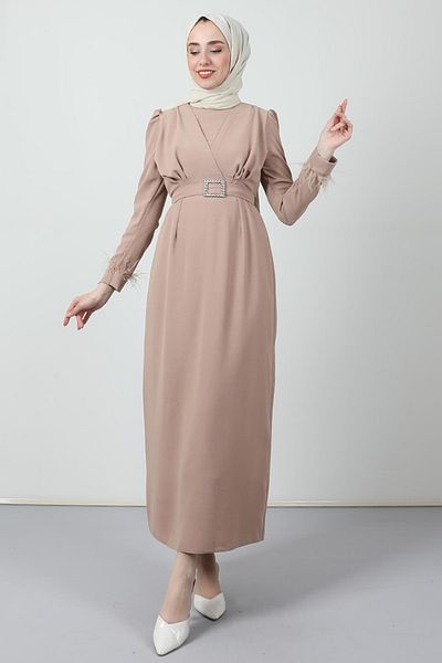 Giza Giyim Φόρεμα Hijab με λεπτομέρεια με πούπουλα Sütlükkahve