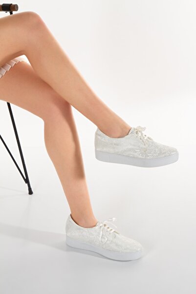 DARUGA حذاء رياضي بكعب منخفض ونموذج بسيط لفساتين الزفاف والسهرة