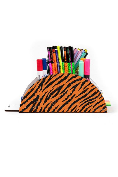 kutuTR Wooden Vip Animals2 Model Rainbow Ruled Desktop Pen Holder Organizer with Assembled Box