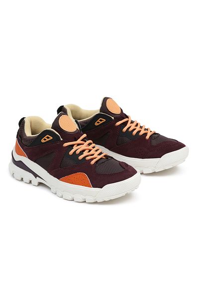 Vans UA AMZN Trailhead