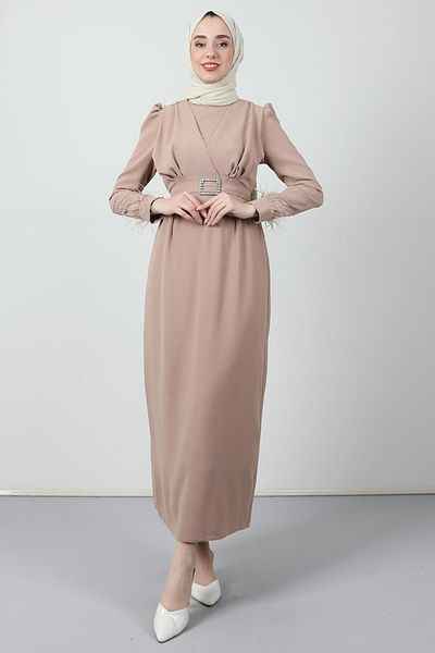 Giza Giyim Φόρεμα Hijab με λεπτομέρεια με πούπουλα Sütlükkahve