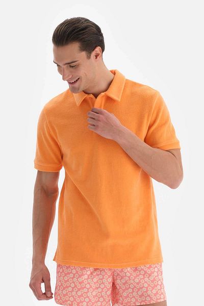 Dagi Lachsfarbenes Handtuch-T-Shirt mit Polokragen