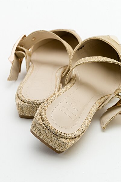 LuviShoes Jennifer Bézs szalmacsatos női papucs